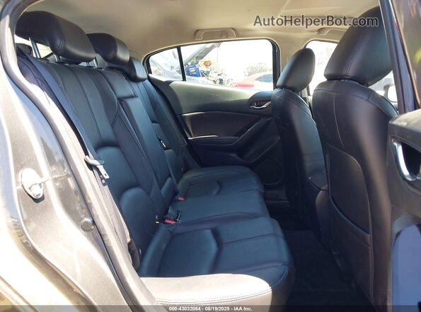 3MZBN1L31JM256357 2018 MAZDA 3 Gray Vista de la etiqueta del VIN