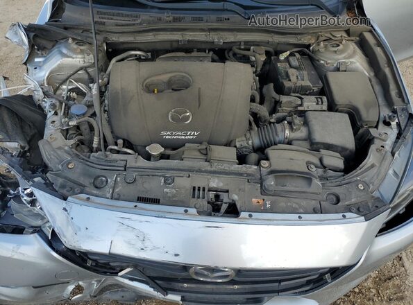 3MZBN1L37JM180420 2018 MAZDA 3 Silver Rear interior view