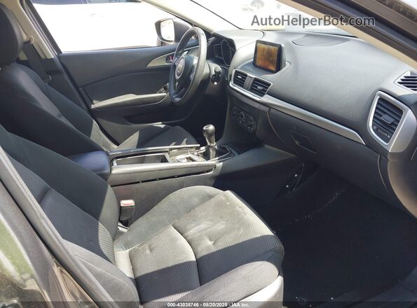 3MZBN1U73HM119769 2017 MAZDA 3 Gray Widok wnętrza z przodu