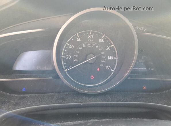 3MZBN1V36JM201108 2018 MAZDA 3 Silver ხელსაწყოთა პანელის ხედი