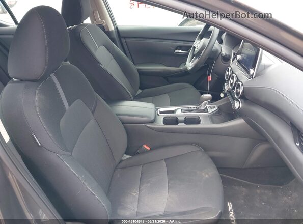 3N1AB8CV3SY249909 2025 NISSAN SENTRA Серый Вид салона спереди