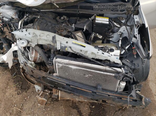 3N1CE2CP8JL365097 2018 NISSAN VERSA Silver Widok wnętrza z tyłu