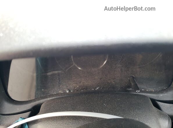 3N1CE2CP8JL365097 2018 NISSAN VERSA Silver Widok zestawu wskaźników
