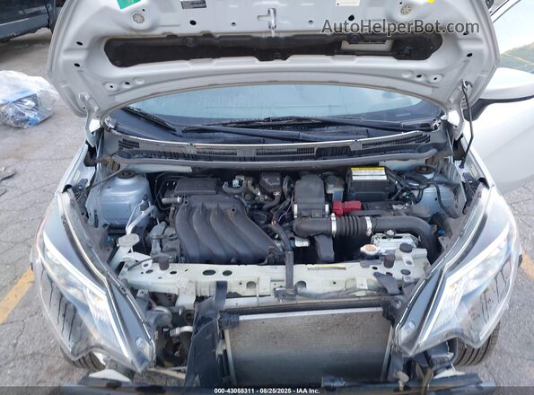 3N1CE2CP9KL364557 2019 NISSAN VERSA NOTE Серебряный Вид сзади