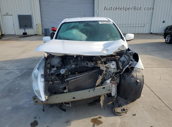 3N1CN7AP2JL837083 2018 NISSAN VERSA Белый Вид спереди