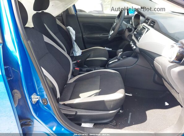 3N1CN8EVXML827193 2021 NISSAN VERSA Синий Вид салона спереди