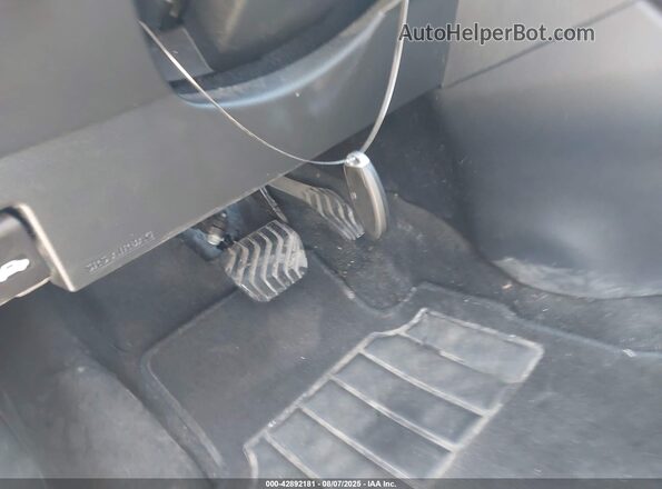 3N1CP5CU0JL518623 2018 NISSAN KICKS Gray Dashboard view