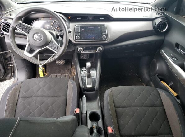 3N1CP5CU2JL509471 2018 NISSAN KICKS Gray წინა პანელის ხედი
