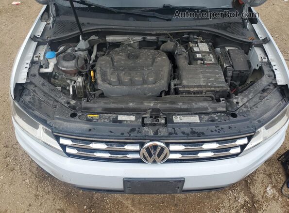 3VV1B7AX0JM069306 2018 VOLKSWAGEN TIGUAN Gray Vista interior trasera
