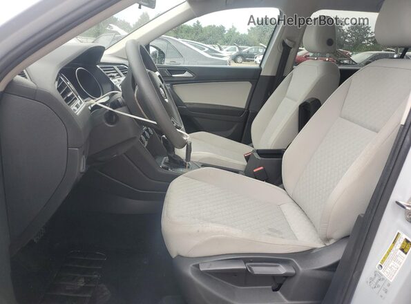 3VV1B7AX0JM069306 2018 VOLKSWAGEN TIGUAN Gray Vista interior delantera