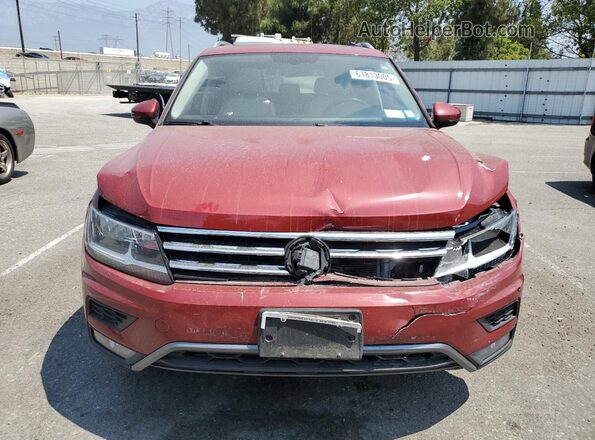 3VV2B7AX6JM159385 2018 VOLKSWAGEN TIGUAN Красный Вид спереди