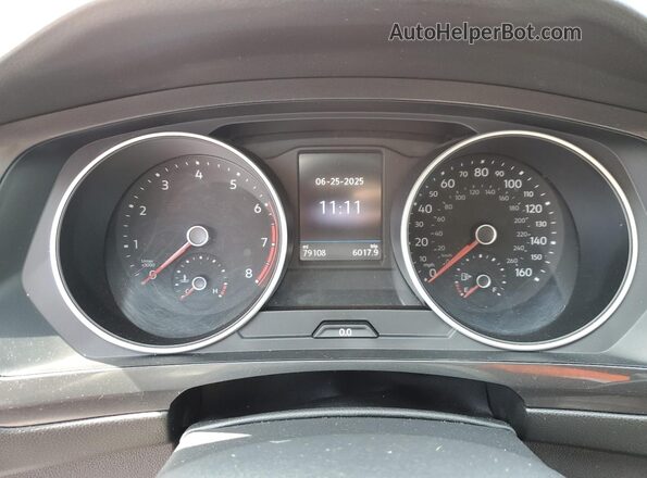 3VV2B7AX6JM159385 2018 VOLKSWAGEN TIGUAN Красный Вид щитка приборов