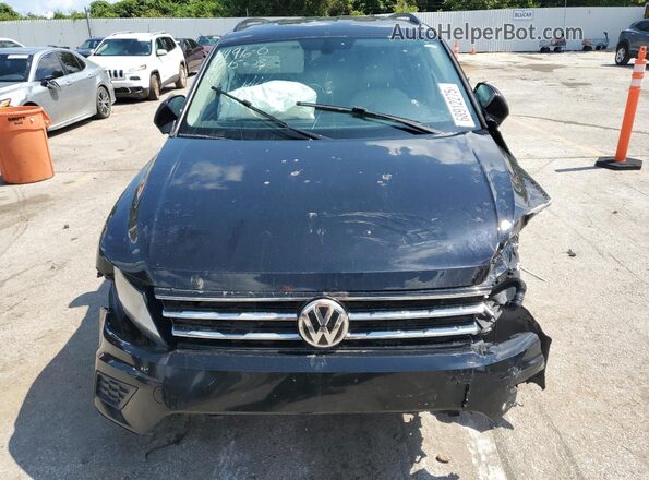 3VV2B7AX9JM061046 2018 VOLKSWAGEN TIGUAN Черный Вид спереди
