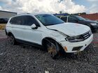 2018 Volkswagen Tiguan Se White vin: 3VV3B7AX5JM090936