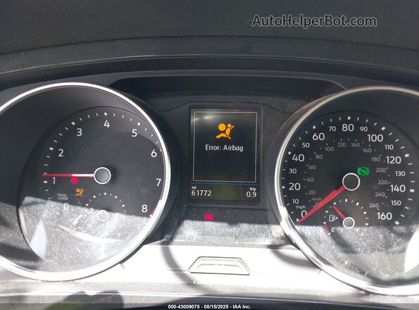 3VV3B7AX8JM188259 2018 VOLKSWAGEN TIGUAN Blue 