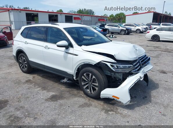 3VVRB7AX8PM142496 2023 VOLKSWAGEN TIGUAN White Przód prawy