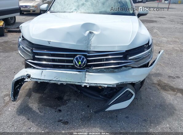 3VVRB7AX8PM142496 2023 VOLKSWAGEN TIGUAN White Widok z przodu