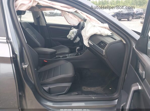 3VW7M7BU6PM055438 2023 VOLKSWAGEN JETTA Gray Front interior view