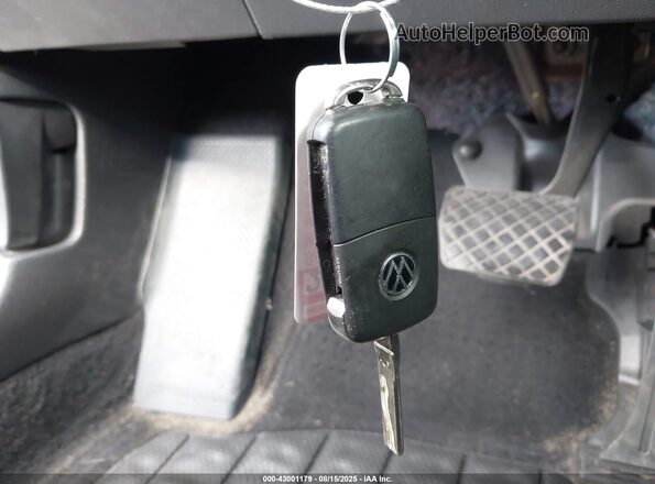 3VWD17AJ5JM209986 2018 VOLKSWAGEN JETTA Black Dashboard view