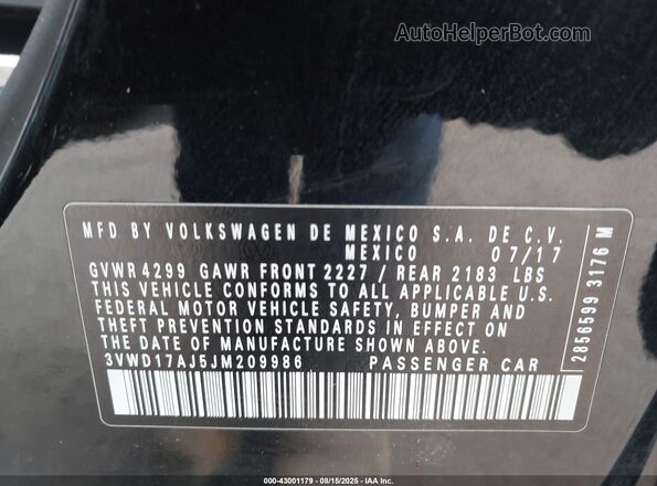 3VWD17AJ5JM209986 2018 VOLKSWAGEN JETTA Black Engine compartment view