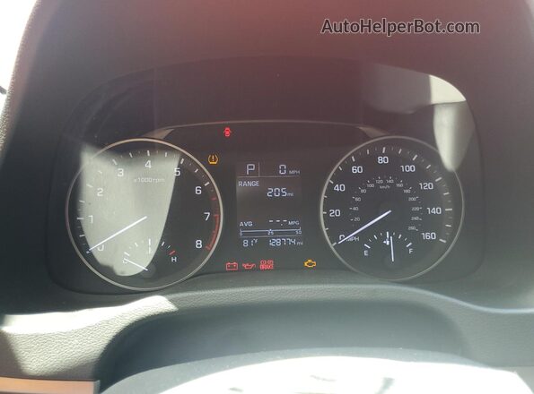 5NPD74LF5JH314462 2018 HYUNDAI ELANTRA Red Widok tylnych siedzeń