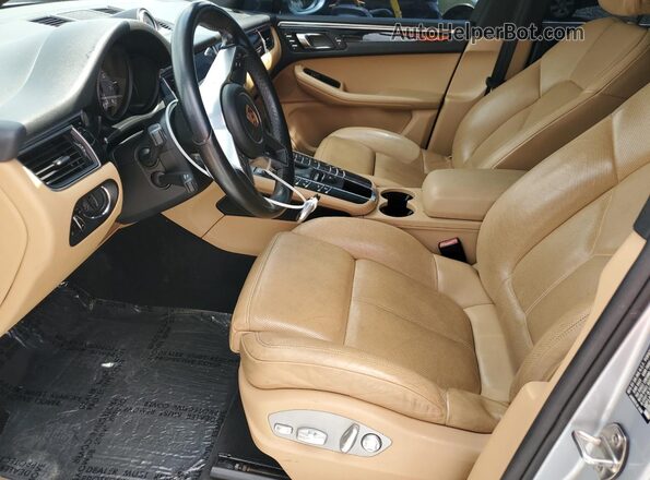 WP1AB2A52JLB36777 2018 PORSCHE MACAN Silver Vista del salpicadero