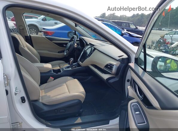 4S3BWAN68R3018560 2024 SUBARU LEGACY White Widok wnętrza z przodu