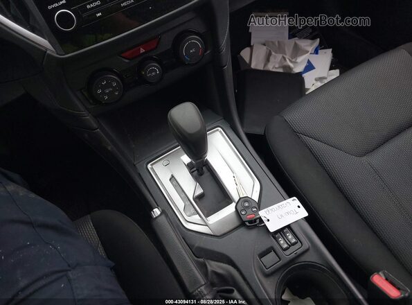 4S3GTAV69P3707499 2023 SUBARU IMPREZA Белый Вид панели приборов