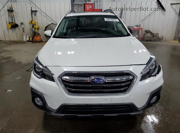 4S4BSANC7J3368621 2018 SUBARU OUTBACK White Vista frontal