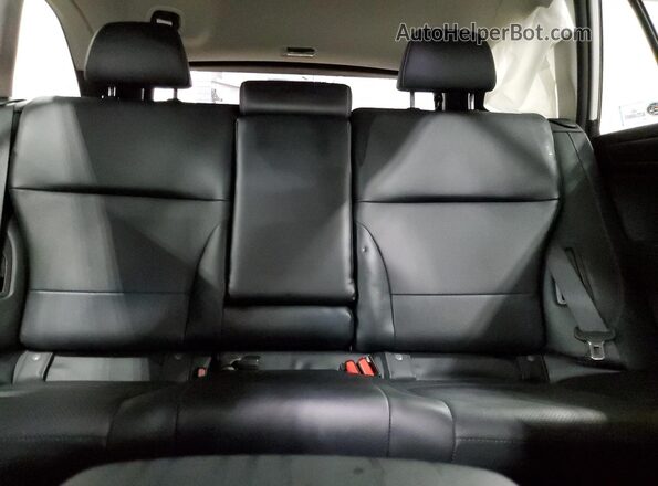 4S4BSANC7J3368621 2018 SUBARU OUTBACK White Vista de los asientos traseros