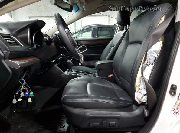 4S4BSANC7J3368621 2018 SUBARU OUTBACK White Vista interior delantera
