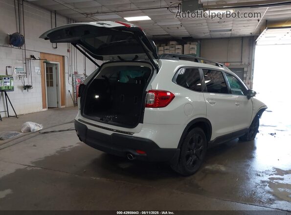 4S4WMAFD5S3402978 2025 SUBARU ASCENT White უკანა მარჯვენა