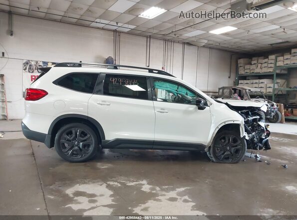 4S4WMAFD5S3402978 2025 SUBARU ASCENT White უკანა სალონის ხედი