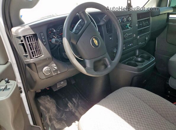 1GCWGAF74R1271408 2024 CHEVROLET EXPRESS White Vista del cuadro de instrumentos
