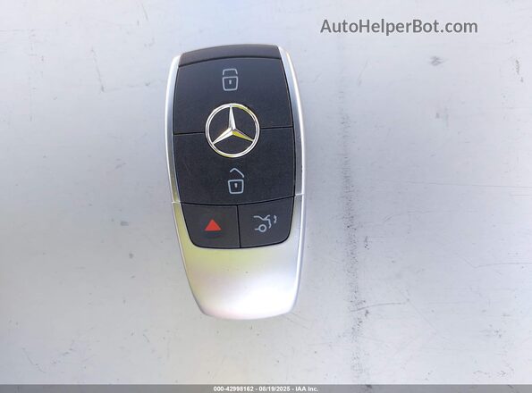 55SWF8DB5LU330546 2020 MERCEDES-BENZ C-CLASS White Առջևի վահանակի տեսք