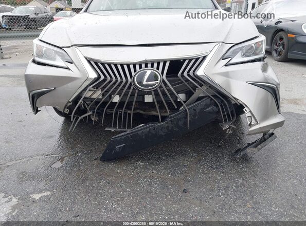 58ADZ1B12LU071365 2020 LEXUS ES Silver Вид спереду