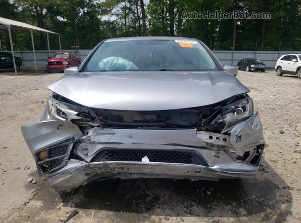 5FNRL6H78JB022480 2018 HONDA ODYSSEY Серебряный Вид спереди