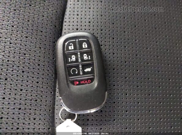5FNRL6H93SB020882 2025 HONDA ODYSSEY White Vista del salpicadero