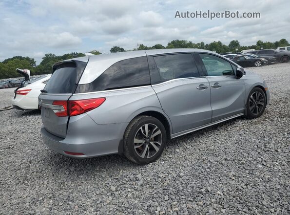 5FNRL6H96JB074420 2018 HONDA ODYSSEY Серебряный Задняя правая четверть