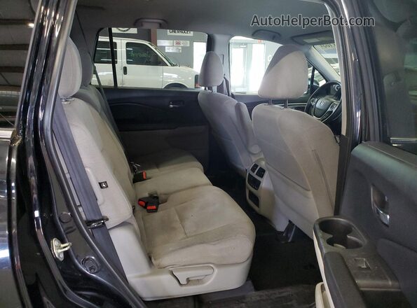 5FNYF6H33JB066869 2018 HONDA PILOT Black Widok wnętrza z tyłu