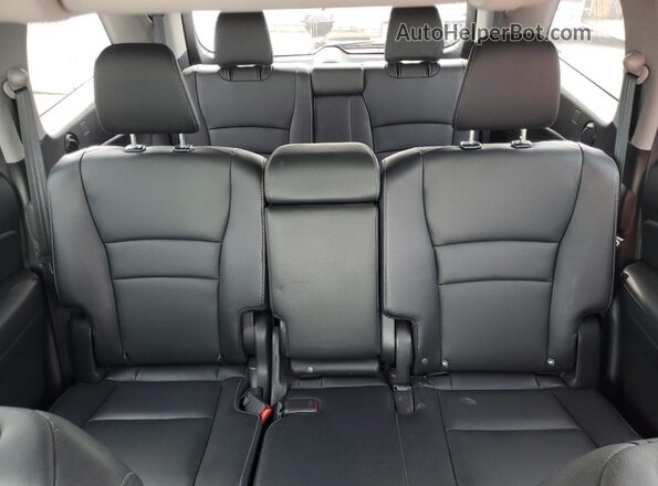 5FNYF6H98JB002945 2018 HONDA PILOT White Rear seats view