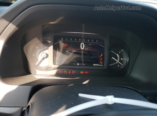 5FNYF8H66SB007774 2025 HONDA PASSPORT White ხელსაწყოთა პანელის ხედი