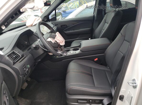 5FNYF8H66SB007774 2025 HONDA PASSPORT White წინა სალონის ხედი