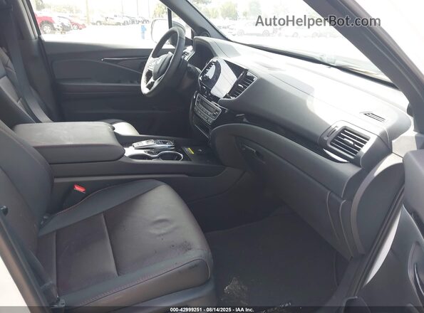 5FNYF8H84SB006012 2025 HONDA PASSPORT Белый Вид салона спереди
