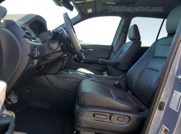 5FPYK3F8XNB032692 2022 HONDA RIDGELINE Серебряный Вид салона спереди