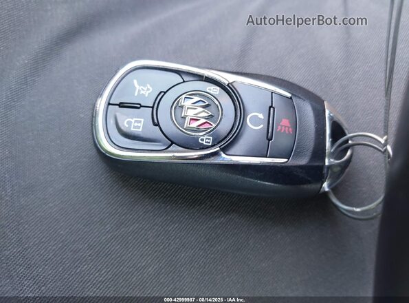 5GAEVBKW8MJ266176 2021 BUICK ENCLAVE Белый Вид панели приборов