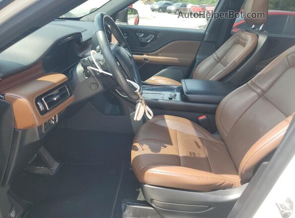 5LM5J7XC4NGL03477 2022 LINCOLN AVIATOR Белый Вид салона спереди