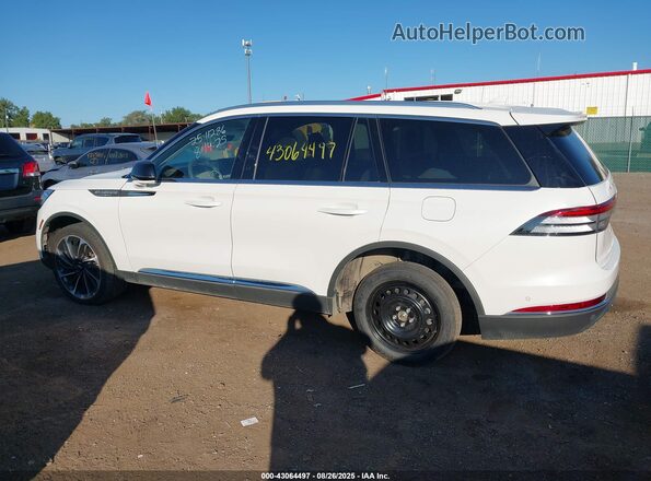 5LM5J7XC5PGL33686 2023 LINCOLN AVIATOR White 360 interior view