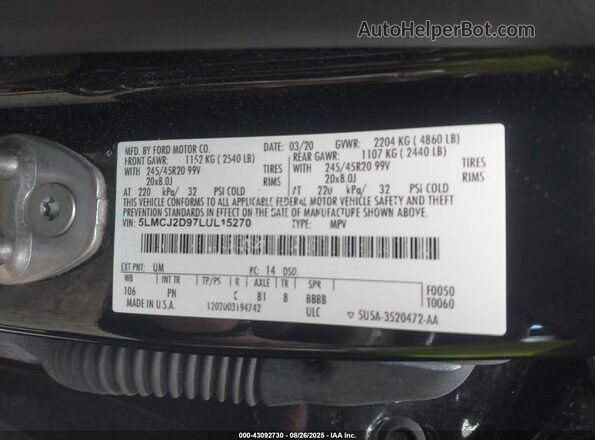 5LMCJ2D97LUL15270 2020 LINCOLN CORSAIR Черный Вид подкапотного пространства
