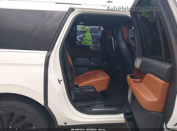 5LMJJ3LT8LEL10177 2020 LINCOLN NAVIGATOR Белый Вид наклейки с VIN-кодом